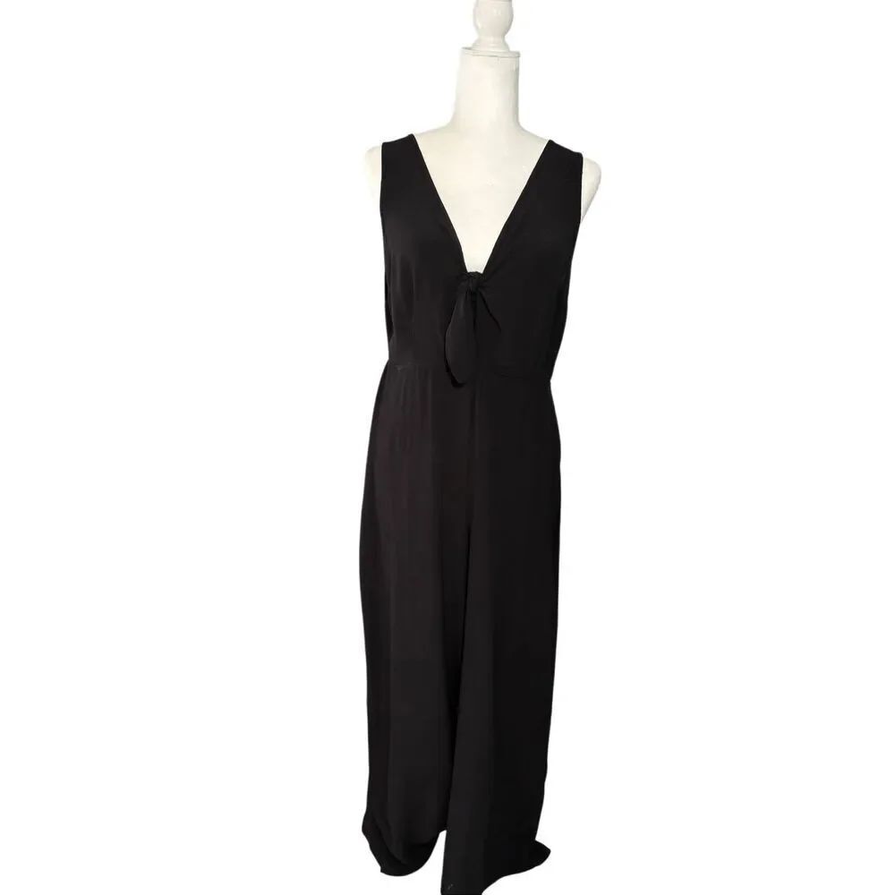 Coco + Jaimeson Black Romantic Revival sleeveless v-neck jumpsuit - XL